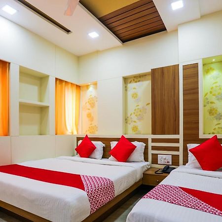Oyo 16163 Hotel Shri Hari Ujjain Luaran gambar