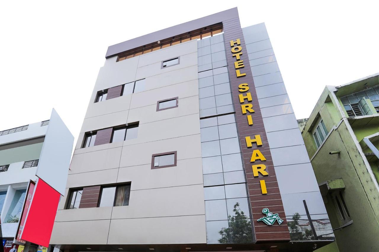 Oyo 16163 Hotel Shri Hari Ujjain Luaran gambar