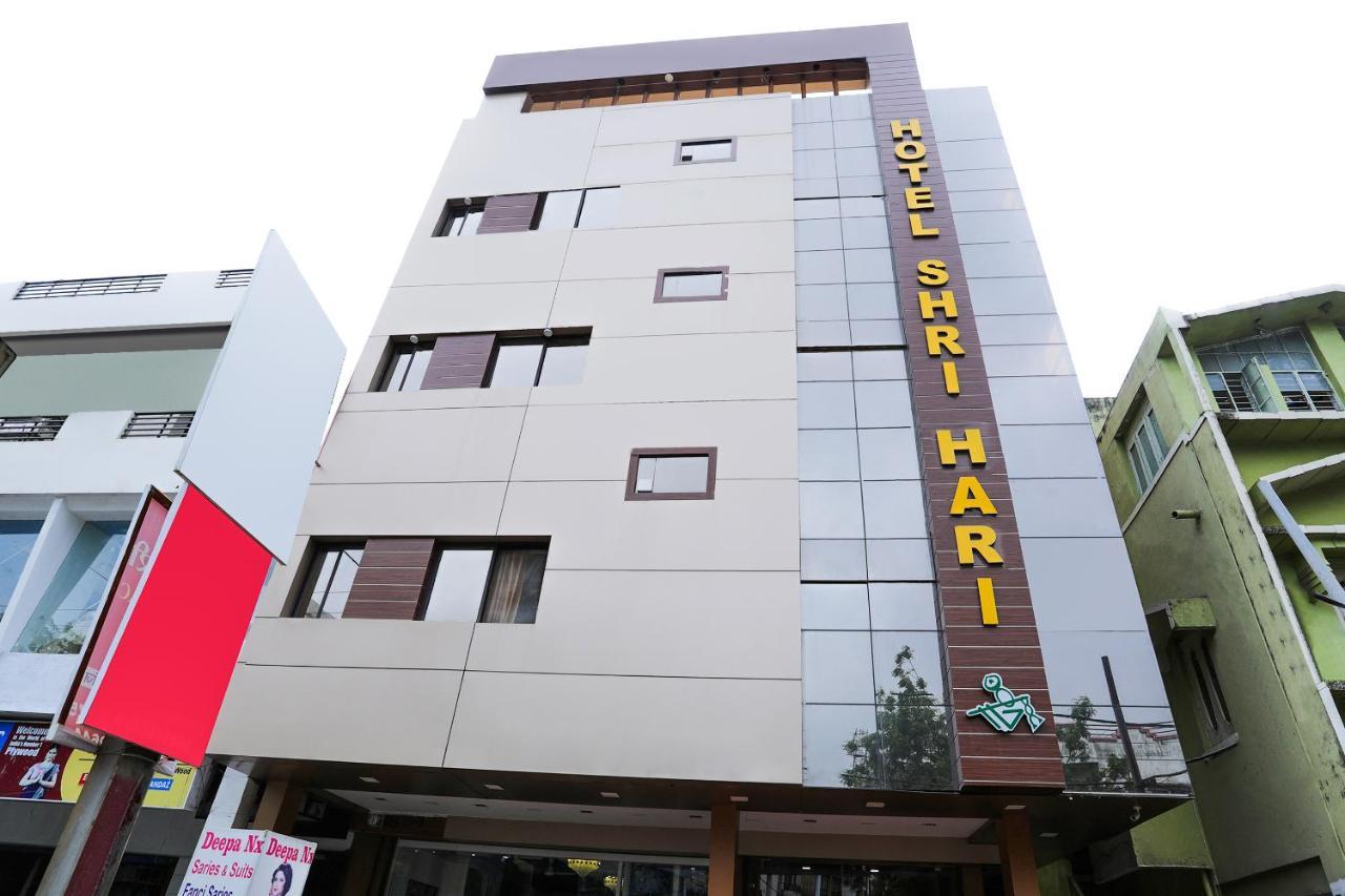 Oyo 16163 Hotel Shri Hari Ujjain Luaran gambar