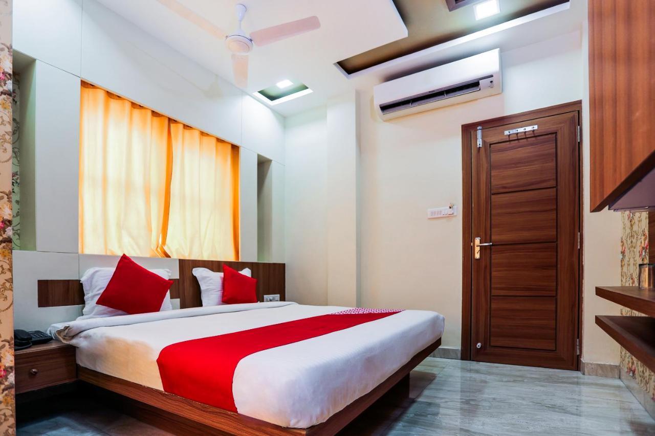 Oyo 16163 Hotel Shri Hari Ujjain Luaran gambar